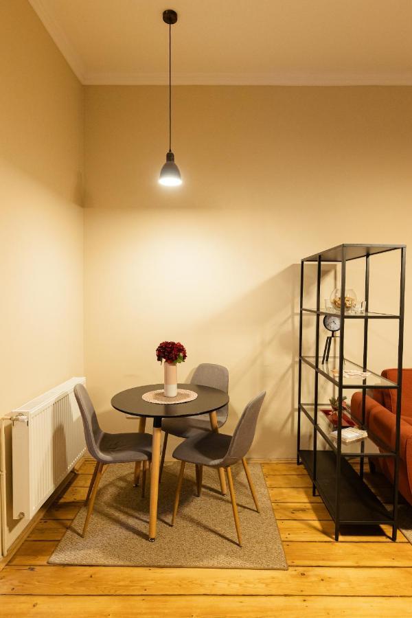 Chic Apartment In Historical City Center Тимишоара Экстерьер фото