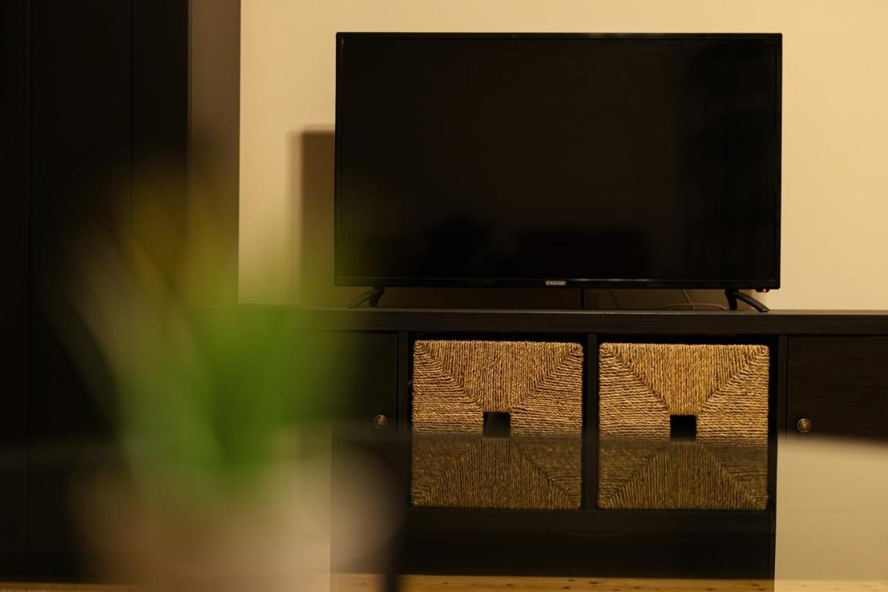 Chic Apartment In Historical City Center Тимишоара Экстерьер фото