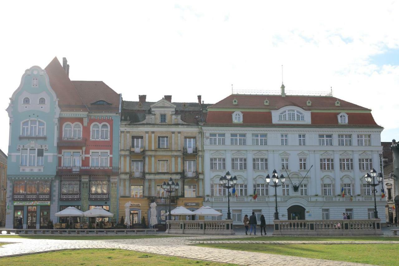 Chic Apartment In Historical City Center Тимишоара Экстерьер фото